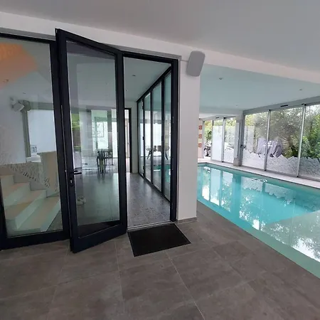 D'exception A Piscine *