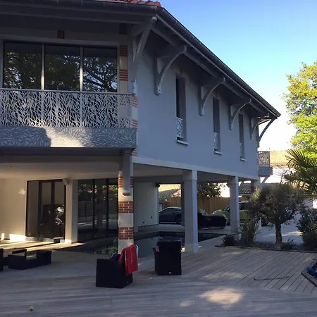 Villa D'exception A Piscine Arcachon