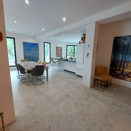 Villa D'exception A Piscine *